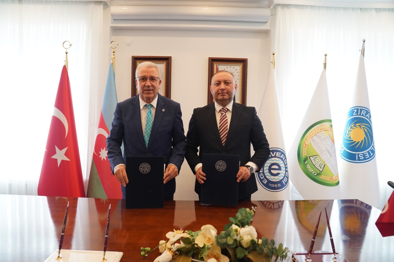 Zəfər Qurbanov Necdet Budakla İzmirdə görüşdü - FOTOLAR